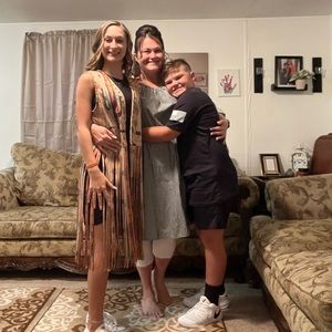 Meet your Posher, Raven